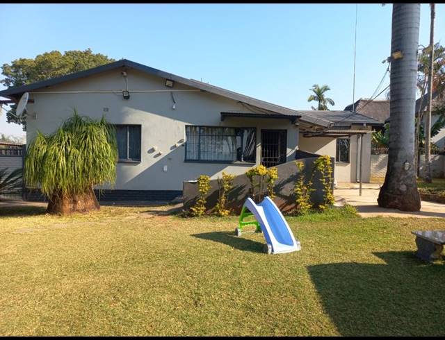 4 BEDROOM HOUSE FOR SALE IN FAUNA PARK